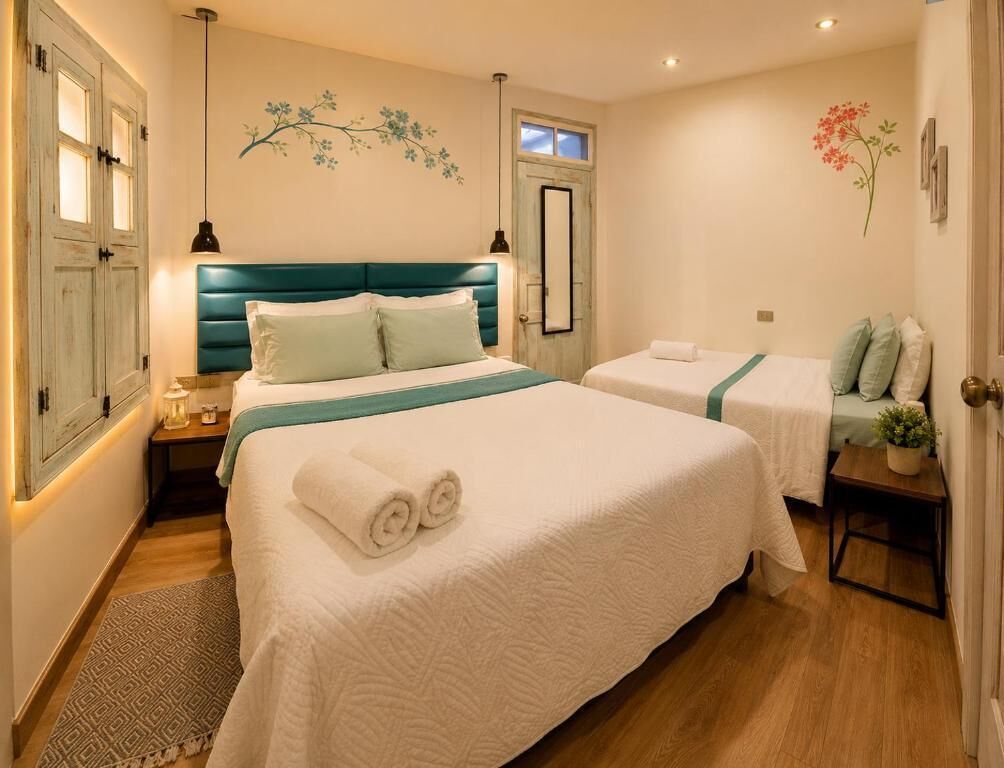 Estándar Triple | In-room safe, free WiFi, bed sheets, wheelchair access