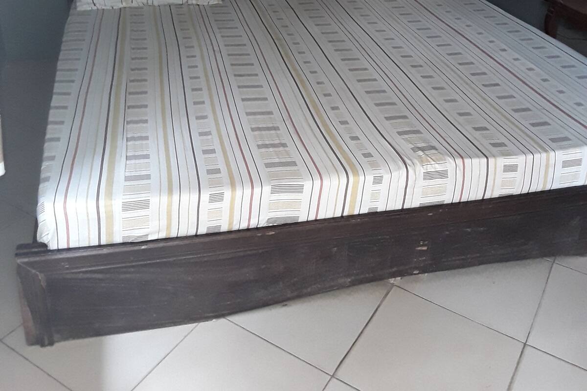 Phòng Junior | Két bảo mật tại phòng, bàn, màn/rèm cản sáng