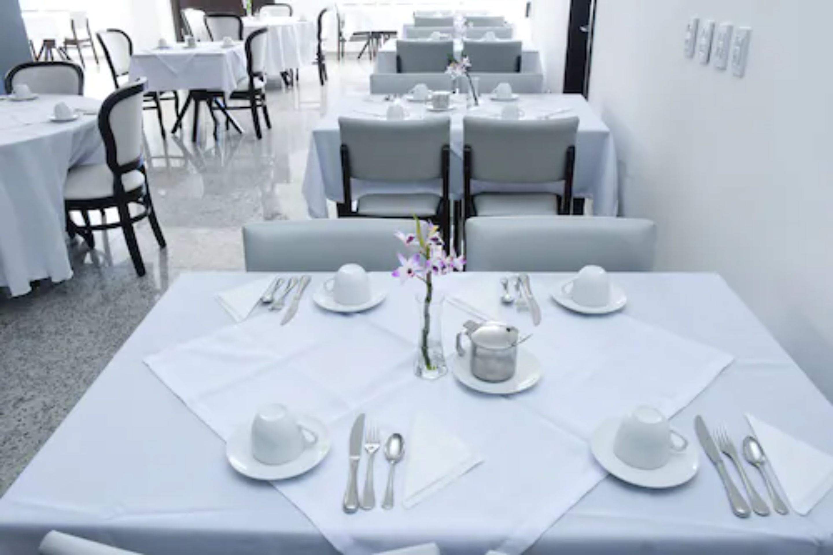 매일 뷔페 무료 아침 식사 포함