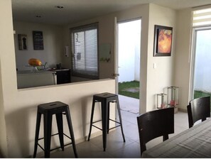 Comfort House, Multiple Beds, Non Smoking | Private kitchenette - Casa de Campo L&J (Zacatlán)