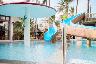 Marick Beach Resort
