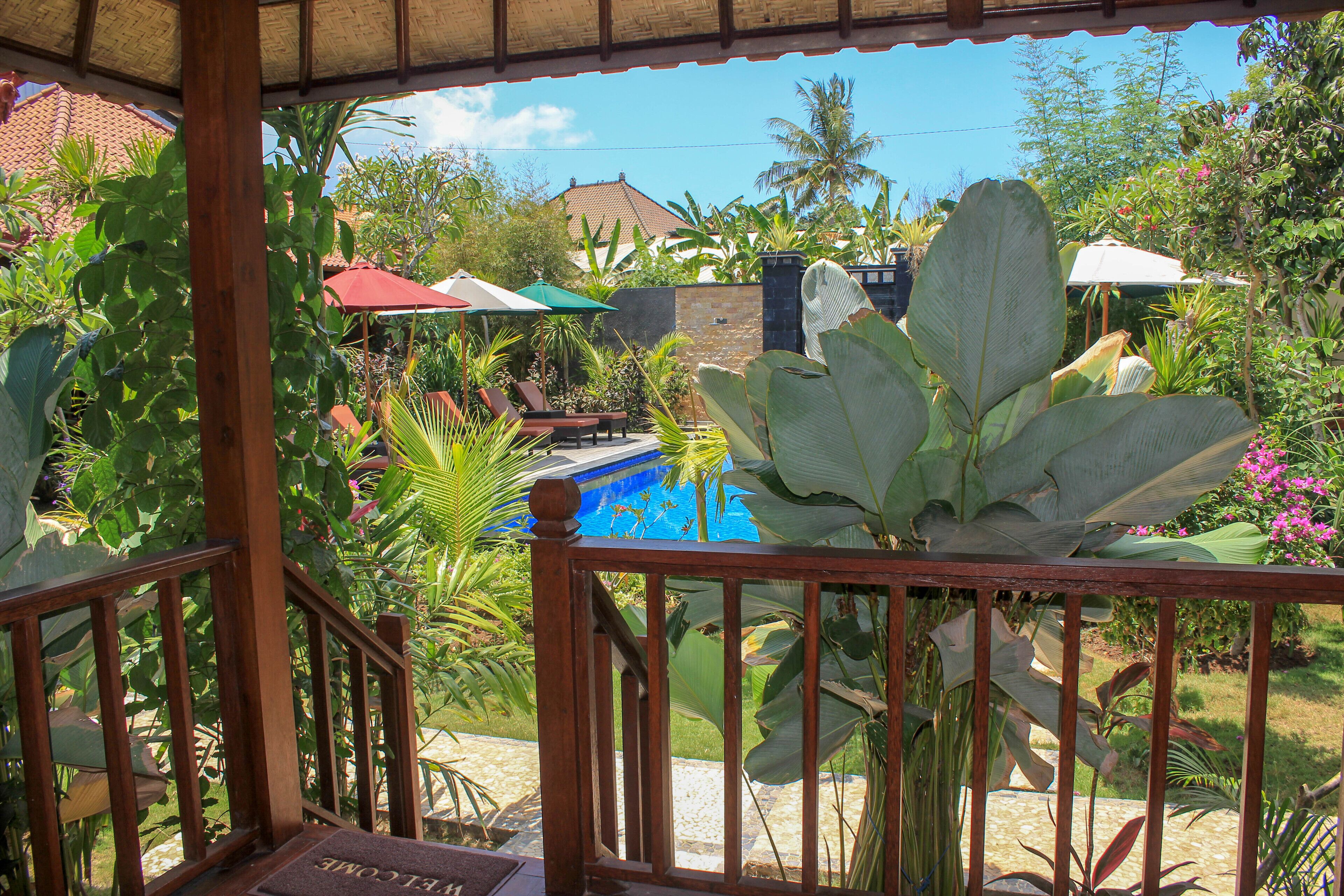 Deluxe Double Room, 1 King Bed, Balcony, Garden View | Terrace/patio