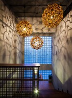 供应早餐、午餐和晚餐，泰国菜