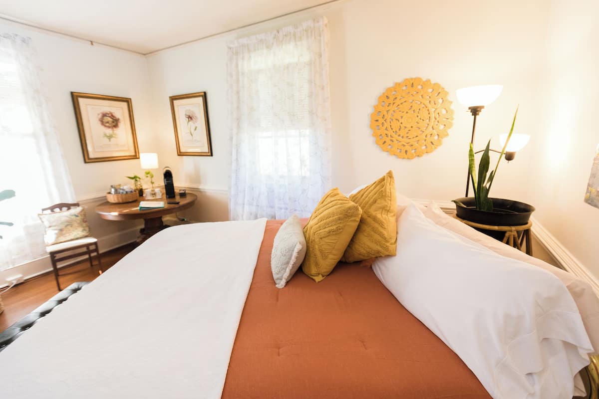 1 habitación y ropa de cama de alta calidad