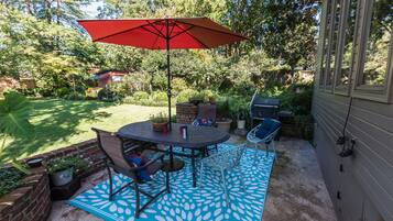 Classic House | Terrace/patio