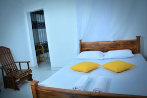Soundproofing, free WiFi, bed sheets - Hotel City Palace (Dambulla)