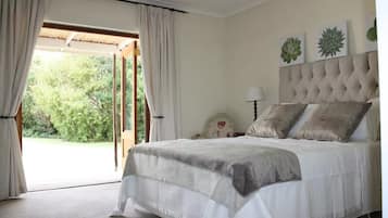 Deluxe House | 1 bedroom, in-room safe, individually decorated, individually furnished