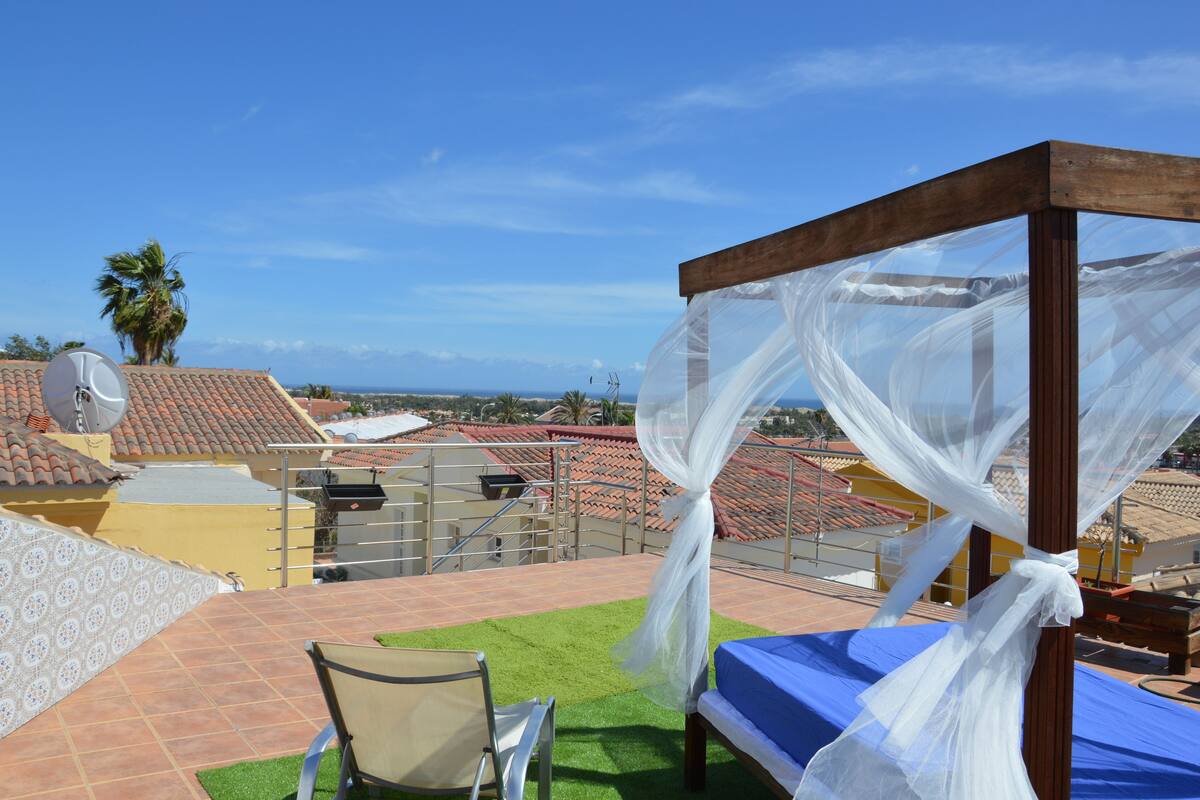 Habitación exclusiva, 1 cama matrimonial, Terraza, vista al mar | Terraza o patio