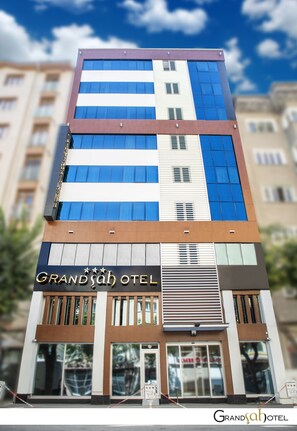 Property entrance - Grand Sah Otel (Eskisehir)