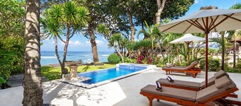 Villa Pantai by Villa Finder