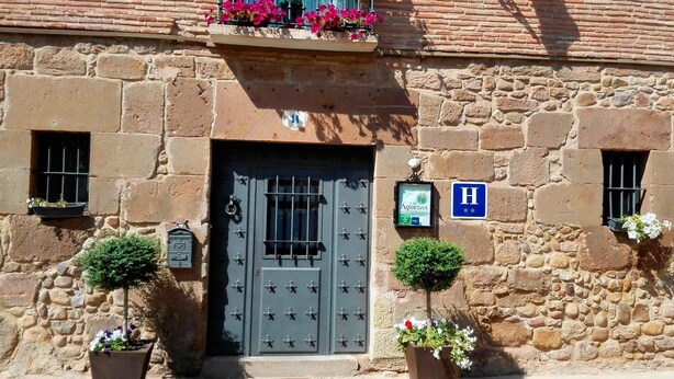 Property entrance - Hotel Las Aguedas (Ventosa)