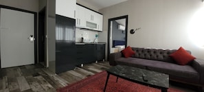 Panorama Sea View Suite | Living area
