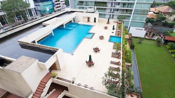 Outdoor pool, pool umbrellas