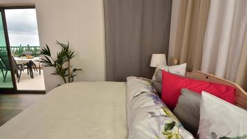 Apartment, 1 Queen Bed with Sofa bed | 1 bedroom, iron/ironing board, free WiFi, bed sheets