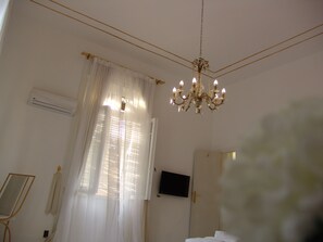 Classic Triple Room, Multiple Beds, Non Smoking | In-room safe, blackout drapes, soundproofing, free WiFi