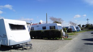 Powered Site - No Beds | Free WiFi - Richmond Holiday Park (Richmond)