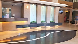 Reception - Cozy Pad in Heart of Makati HiSpeed WiFi (Makati)