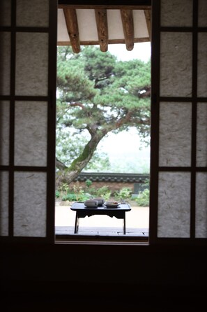 Family Room | View from room - Okyeon pavilion (Andong)