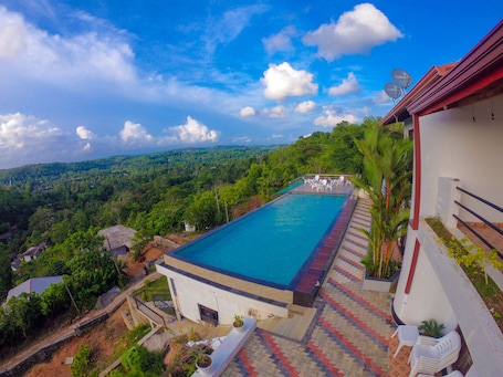 Exterior. Uppermost Villa - Galle