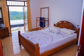 Double Room, Smoking | Free WiFi - Uppermost Villa - Galle (Wanchawala)
