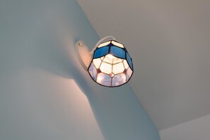 愛情海兩人房 | 办公桌、遮光窗帘、隔音、免费 WiFi