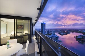 Apartemen Klasik, 1 kamar tidur, pemandangan kanal | Pemandangan balkon