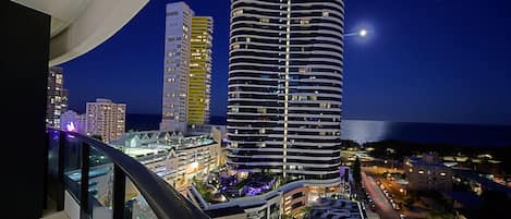 Deluxe Apartment, 2 Bedrooms, 2 Bathrooms, Ocean View | View from room