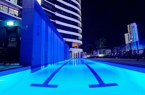 Outdoor pool - Oracle Boulevard - Private Apartments (Broadbeach)