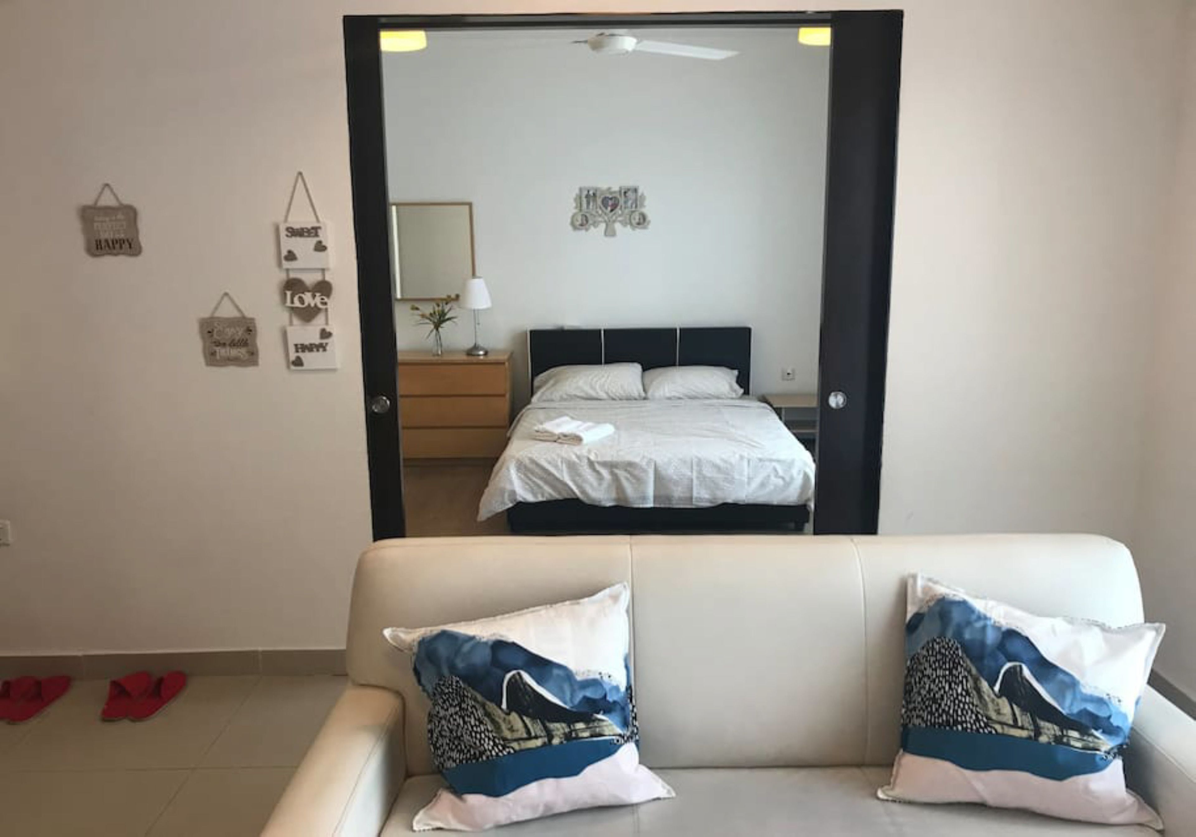 1 غرفة نوم ومكتب ومكواة/لوح كي