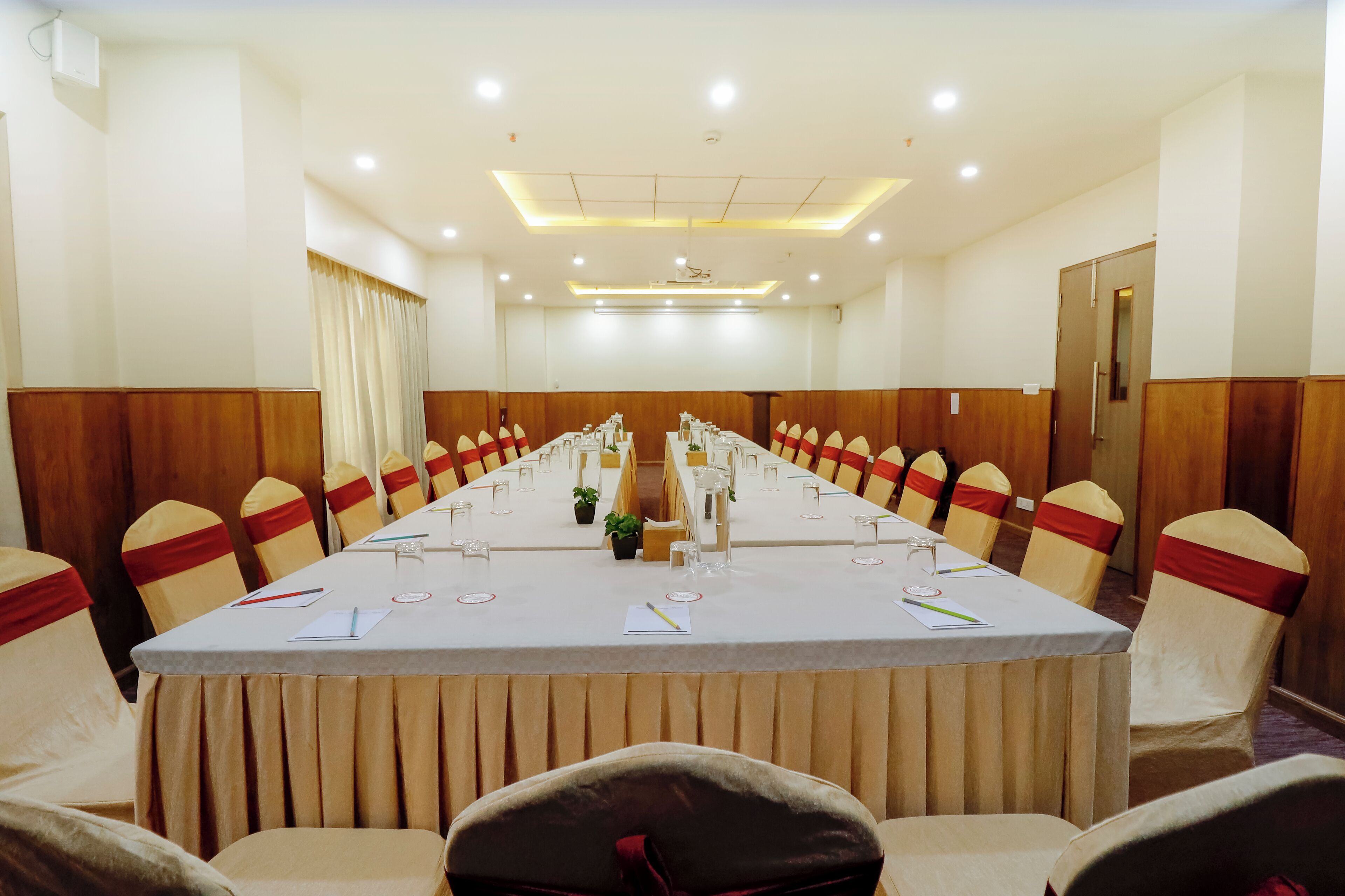 in-room business centre