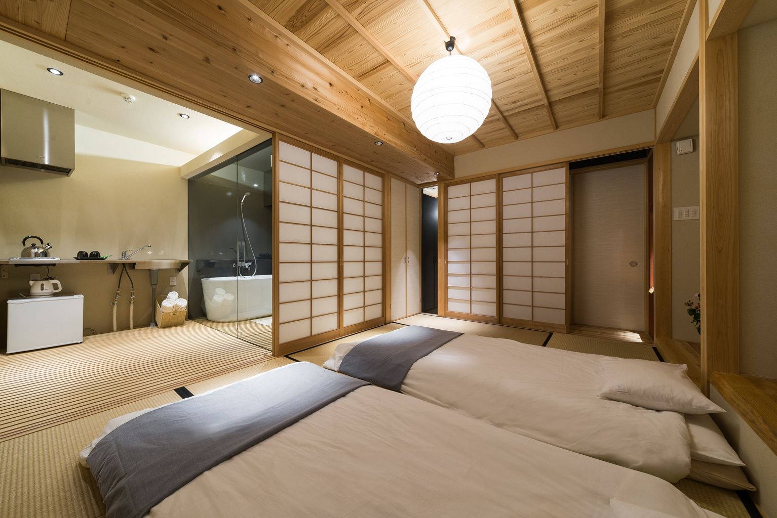 Traditional Apartment | Iron/ironing board, free cribs/infant beds, free rollaway beds