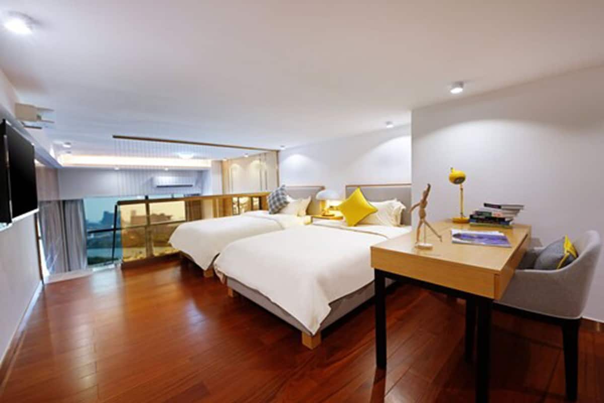 Superior Loft, Multiple Beds | Premium bedding, in-room safe, individually decorated