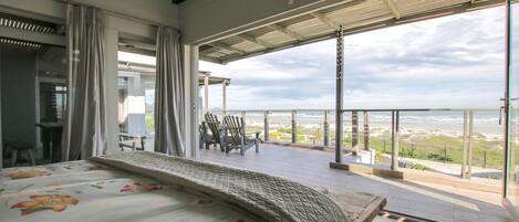 Executive House, Multiple Beds, Non Smoking | 5 bedrooms, desk, iron/ironing board, free WiFi