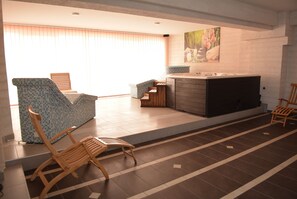 Tiefengewebe-Massagen, Schwangerschaftsmassagen, Sportmassagen