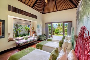 Villa as 5 bedrooms (max 14 people) | 5 bedrooms, desk, soundproofing, iron/ironing board - Villa Palem (Selemadeg)