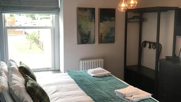 Deluxe Double Room, Ensuite (Super) | 1 bedroom