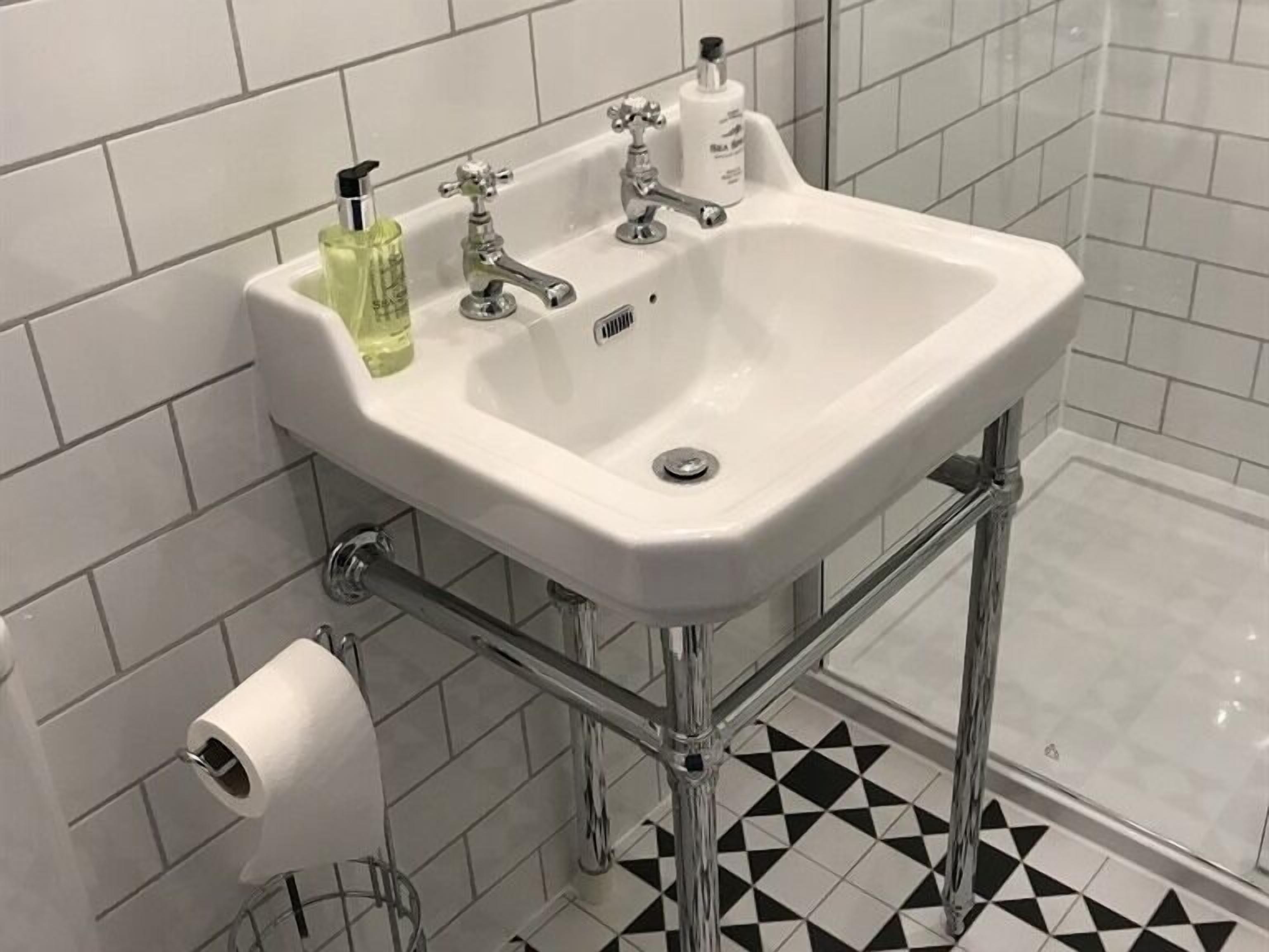 Deluxe Double Room, Ensuite (Super) | Bathroom