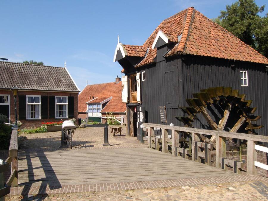 المنشأة من الخارج