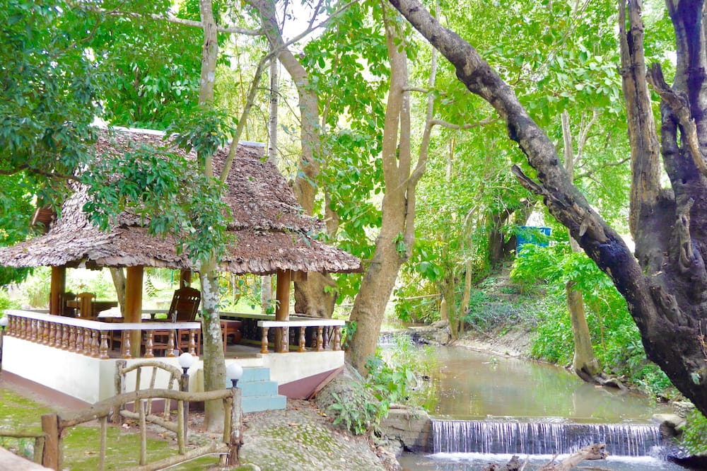 The Creek Garden Huainamrin Resort