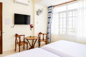 Habitación cuádruple | Servicio a la habitación