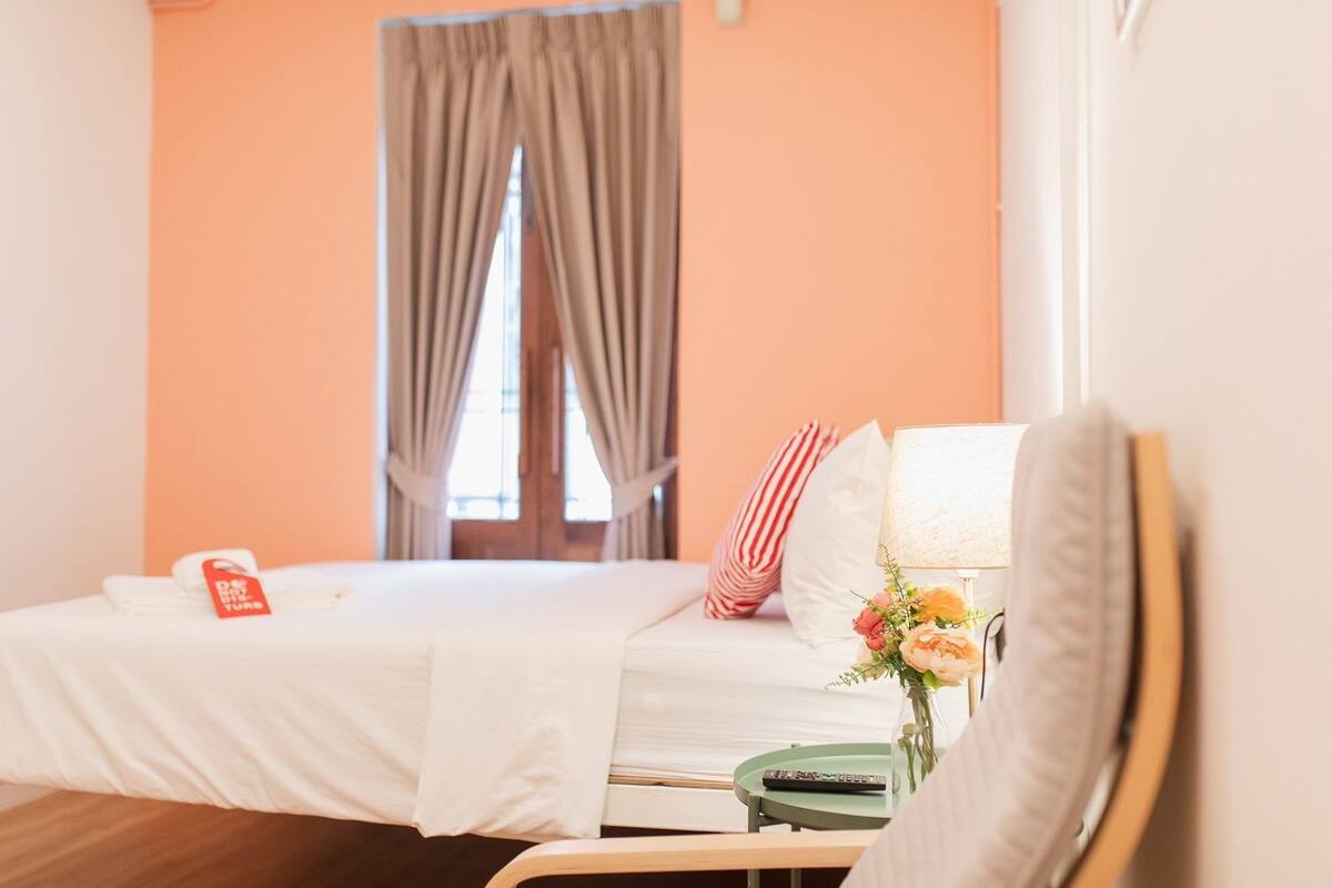 Design tweepersoonskamer | Verduisterende gordijnen, gratis wifi, beddengoed
