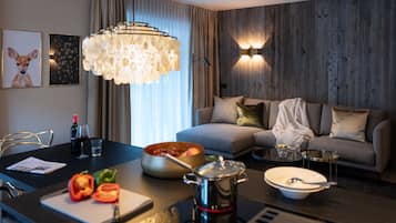 Luxury Apartment, 2 Bedrooms, Kitchen