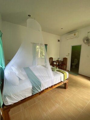 Deluxe Bungalow - Khaosok Bamboo Huts Resort (Phanom)