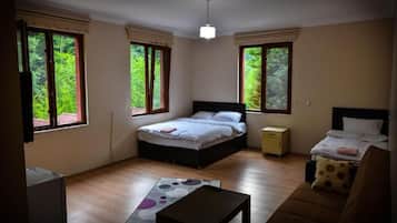 3 bedrooms, in-room safe, blackout curtains, soundproofing