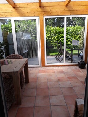 Family Apartment, 2 Bedrooms (no pets) | Living area