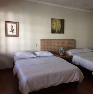 Camas plegables/adicionales, wifi gratis y ropa de cama 