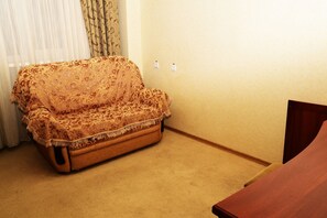 Family Quadruple Room | Room amenity