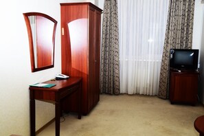 Classic Twin Room | Room amenity