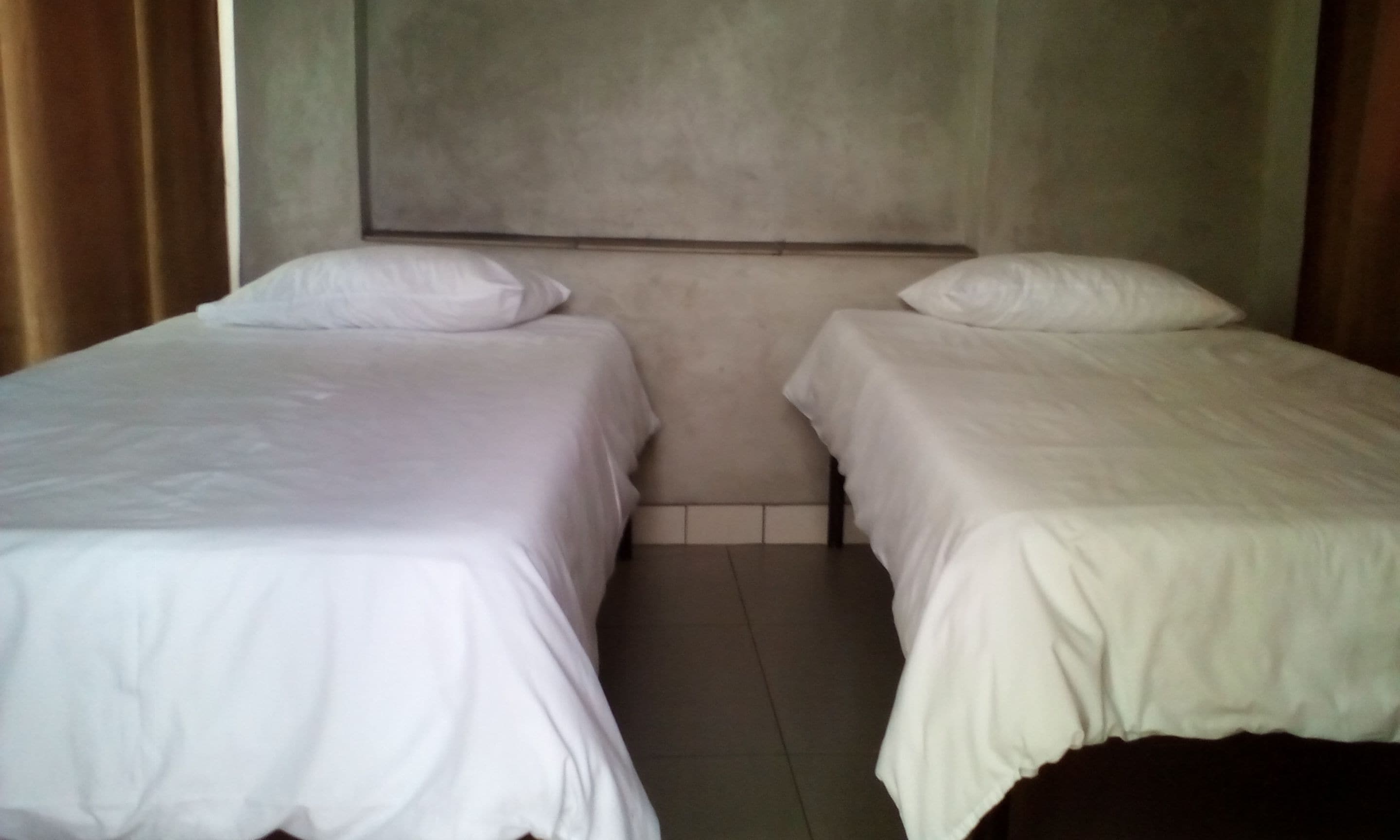 Free WiFi, bed sheets