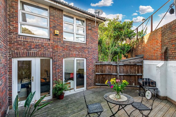 Terrace/patio - Heath Road (London)